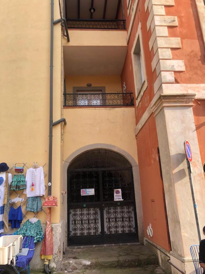 דירות קפראיה La Piazzetta מראה חיצוני תמונה